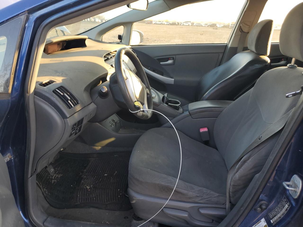 2011 TOYOTA PRIUS