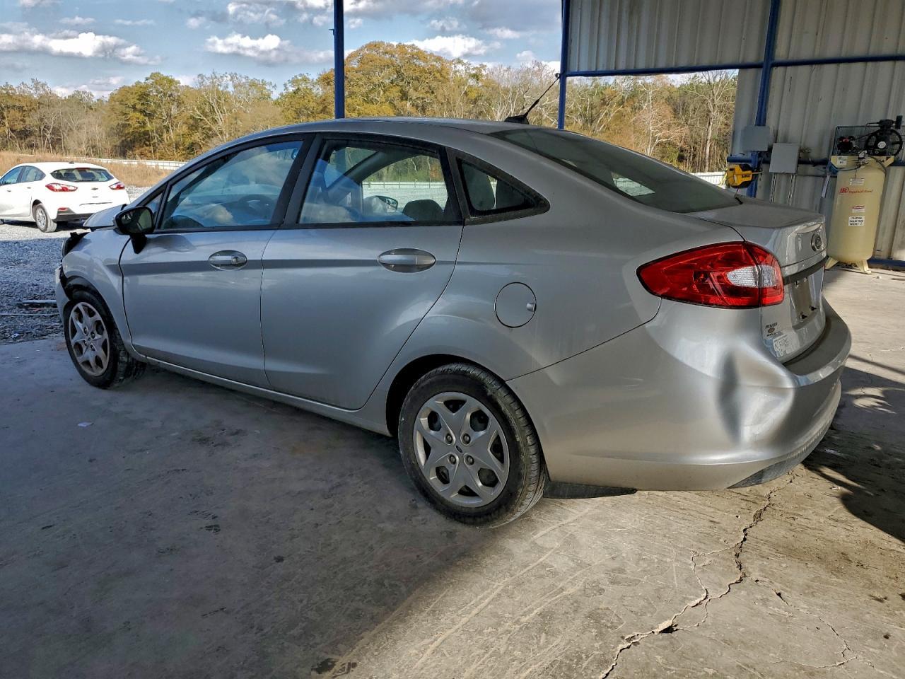2011 FORD Fiesta