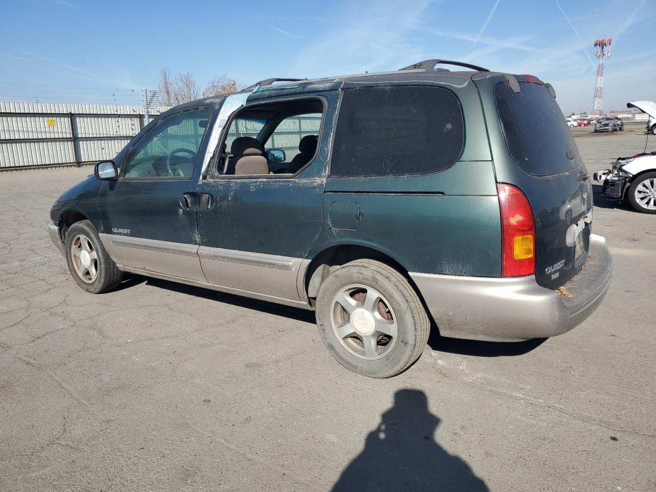 2000 NISSAN Quest