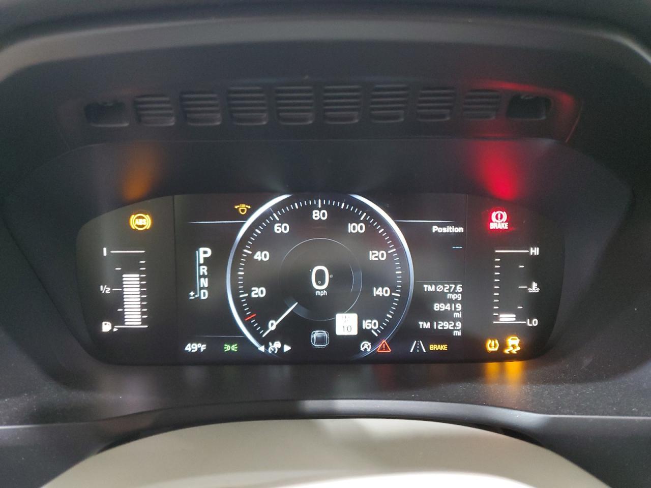2017 VOLVO XC90