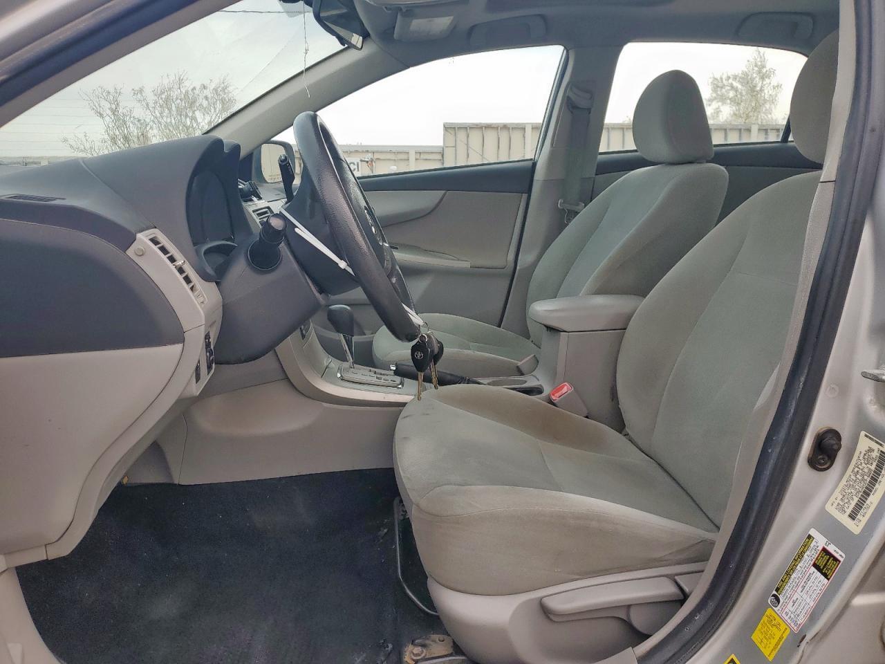 2013 TOYOTA COROLLA