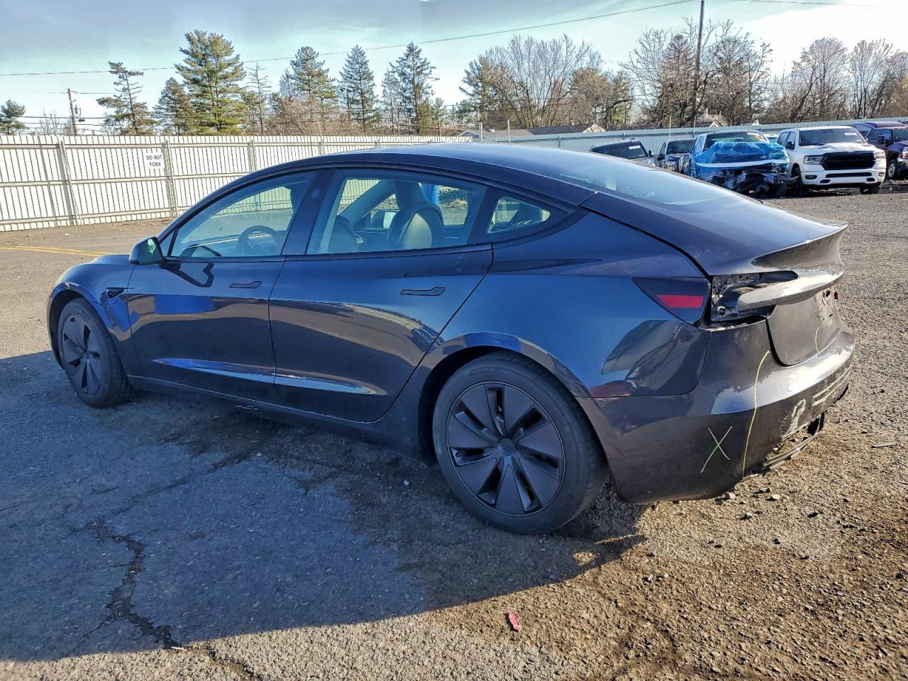 2024 TESLA MODEL 3