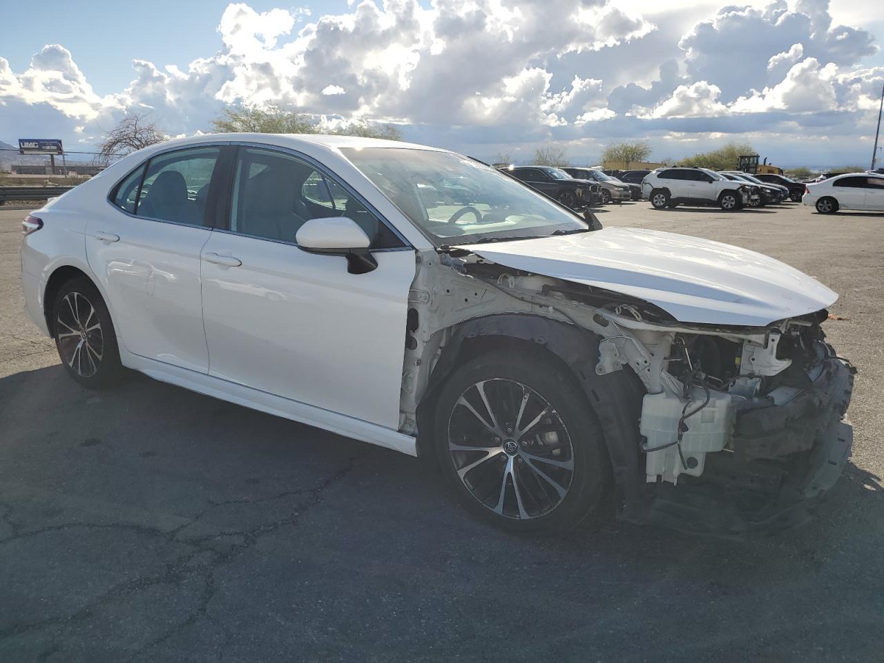 2020 TOYOTA CAMRY