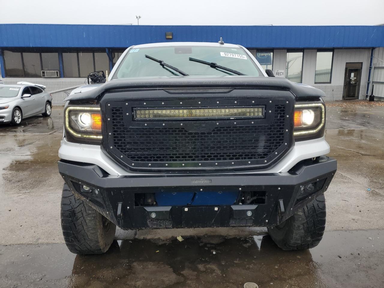 2017 GMC Sierra