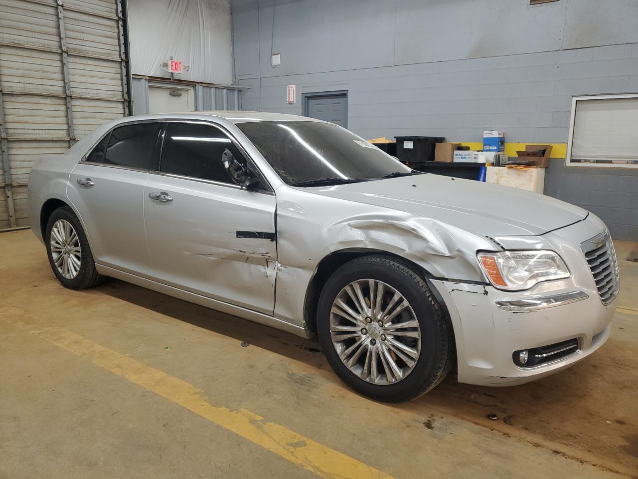 2012 CHRYSLER 300