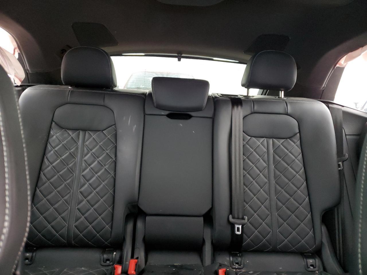 2024 AUDI SQ8