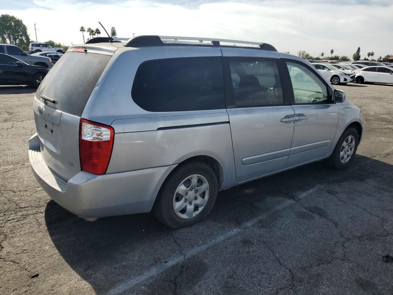 2009 KIA SEDONA
