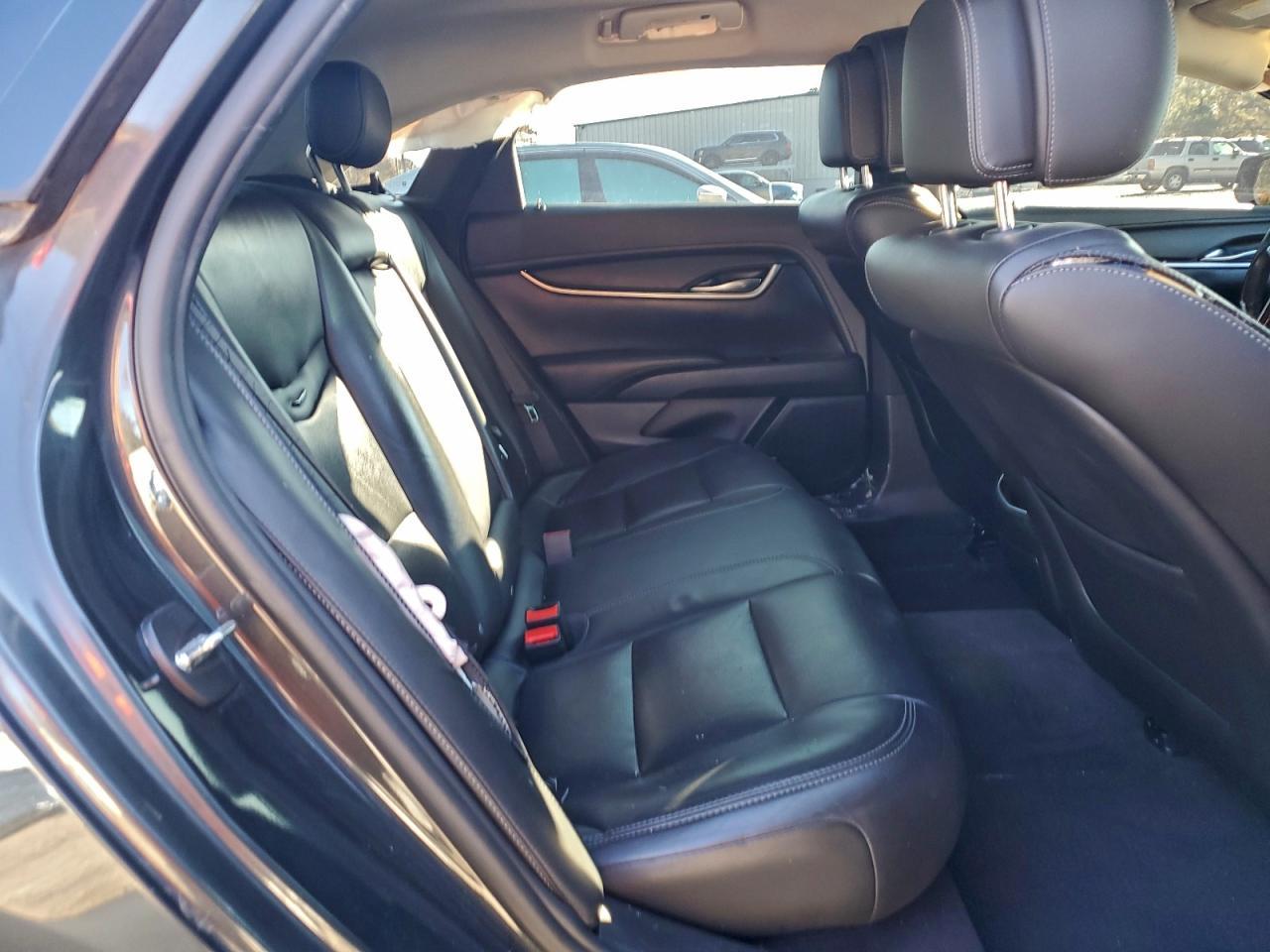 2013 CADILLAC XTS