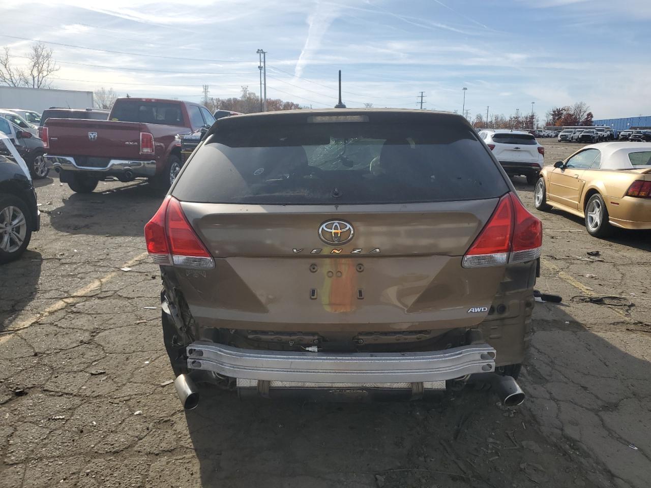 2010 TOYOTA VENZA