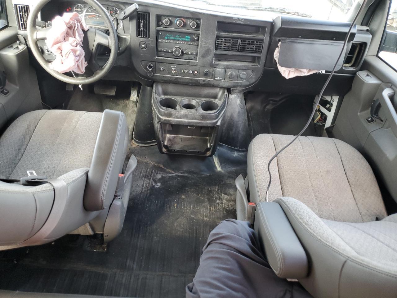 2023 CHEVROLET Express 3500