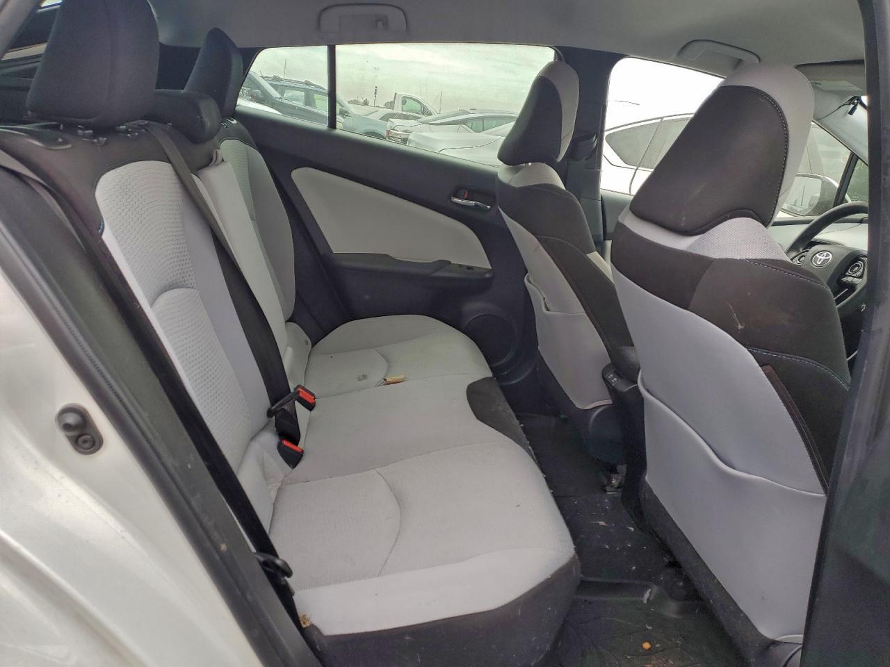 2019 TOYOTA PRIUS