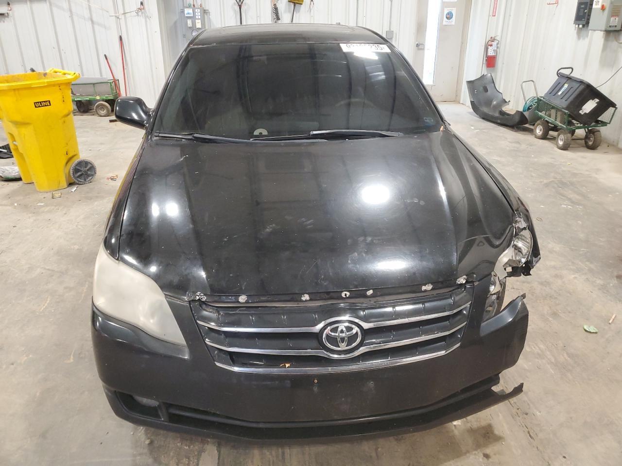 2007 TOYOTA Avalon