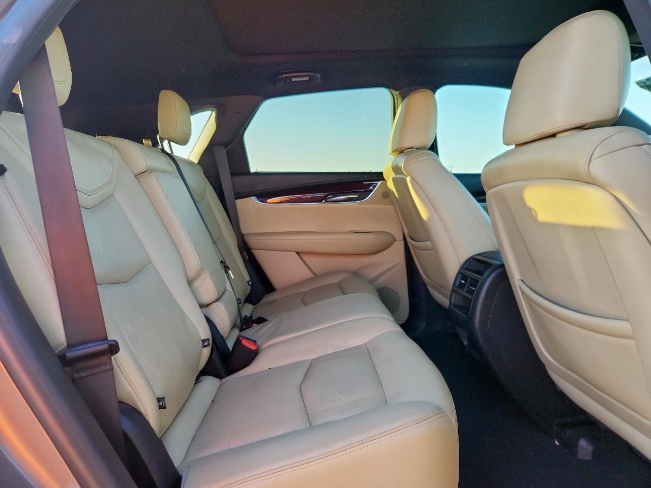 2018 CADILLAC XT5