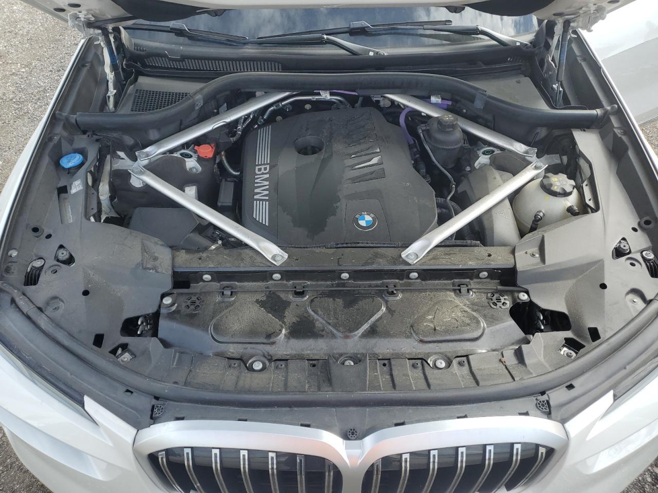 2025 BMW X7