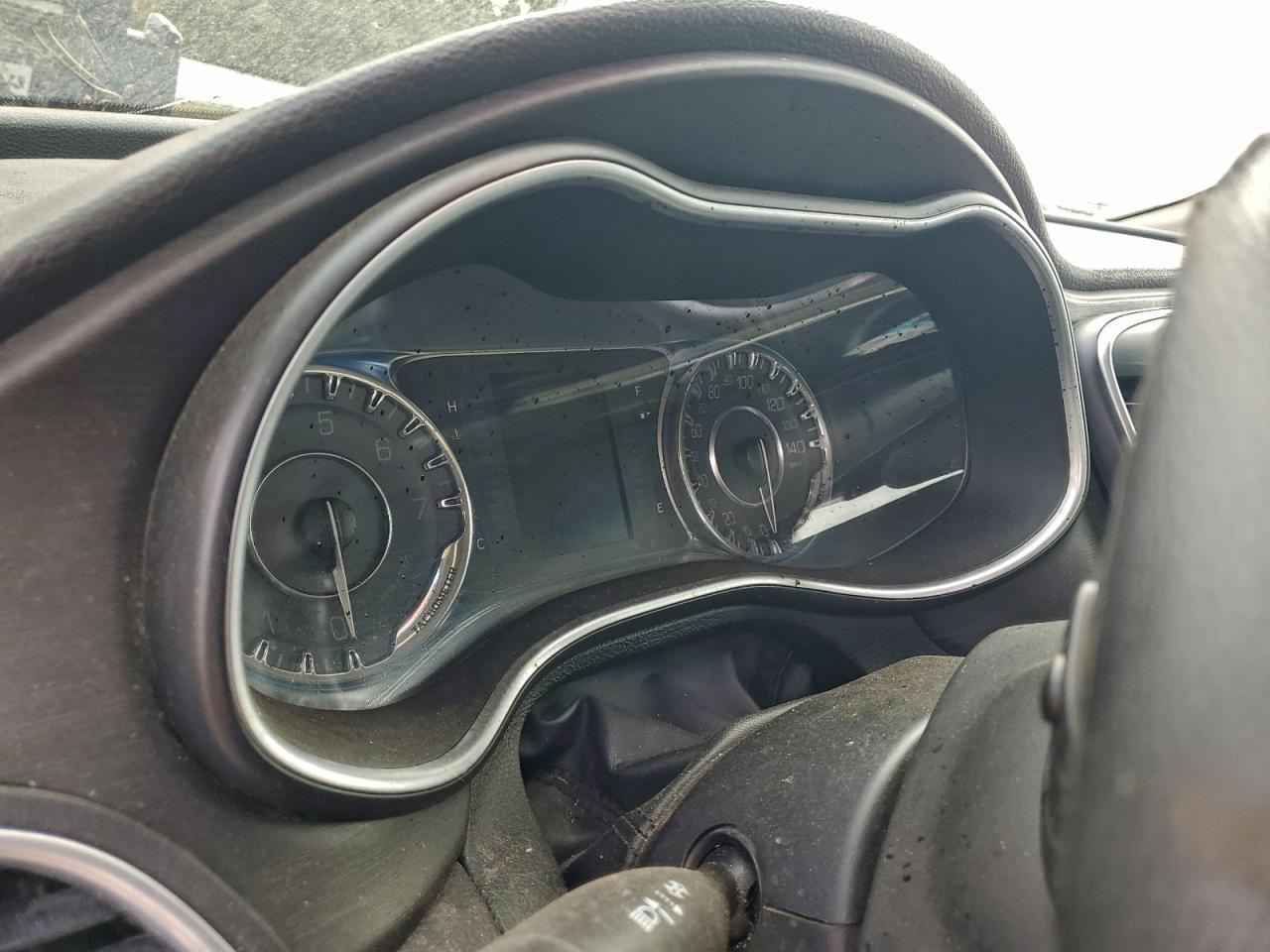 2016 CHRYSLER 200