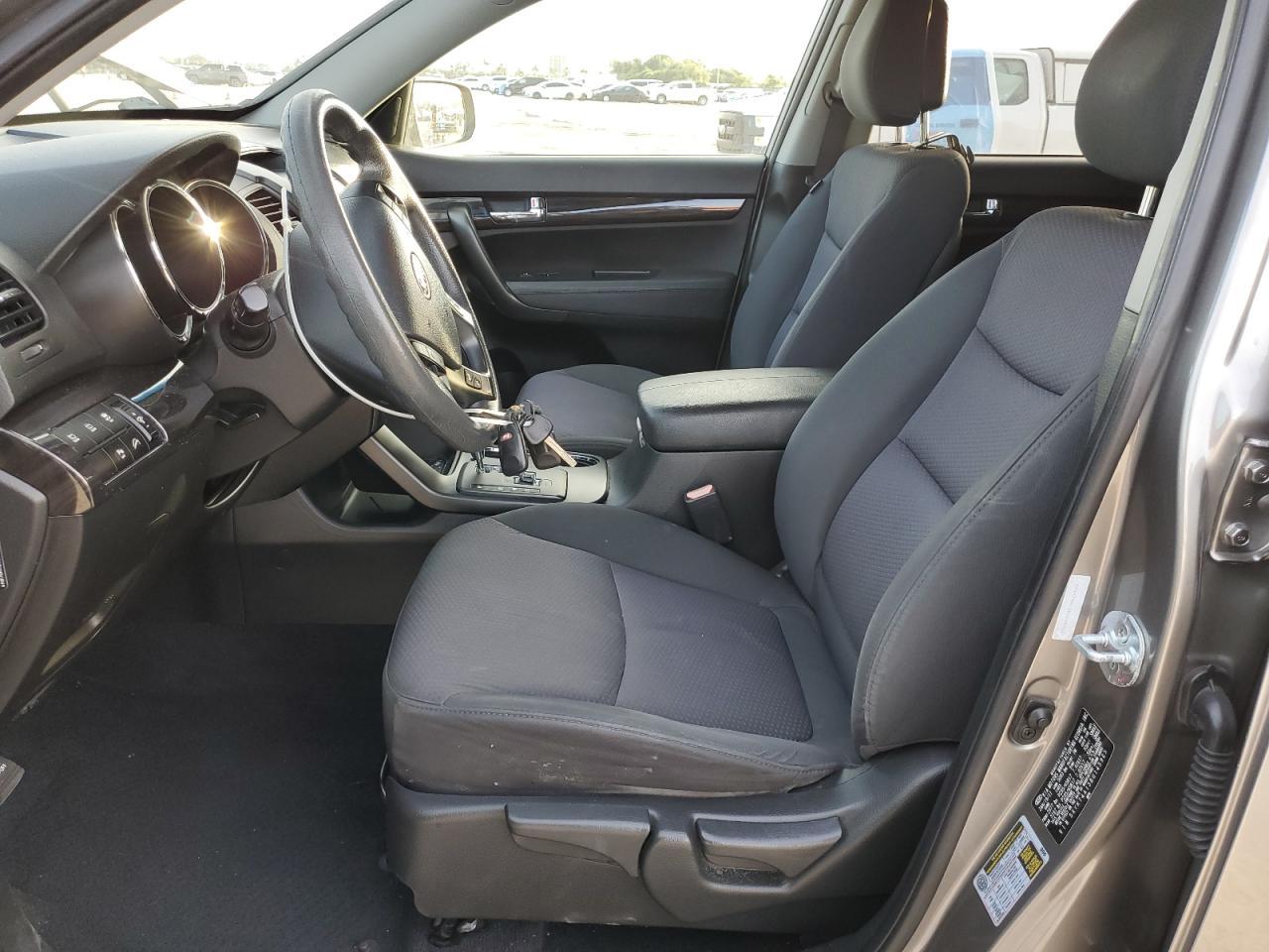 2011 KIA SORENTO