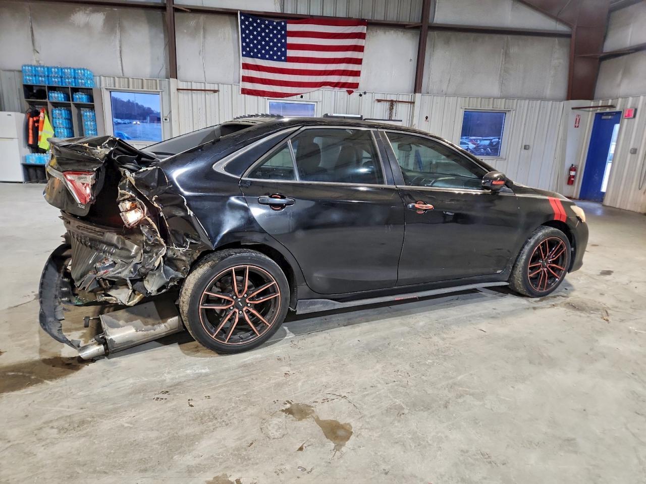 2015 TOYOTA CAMRY
