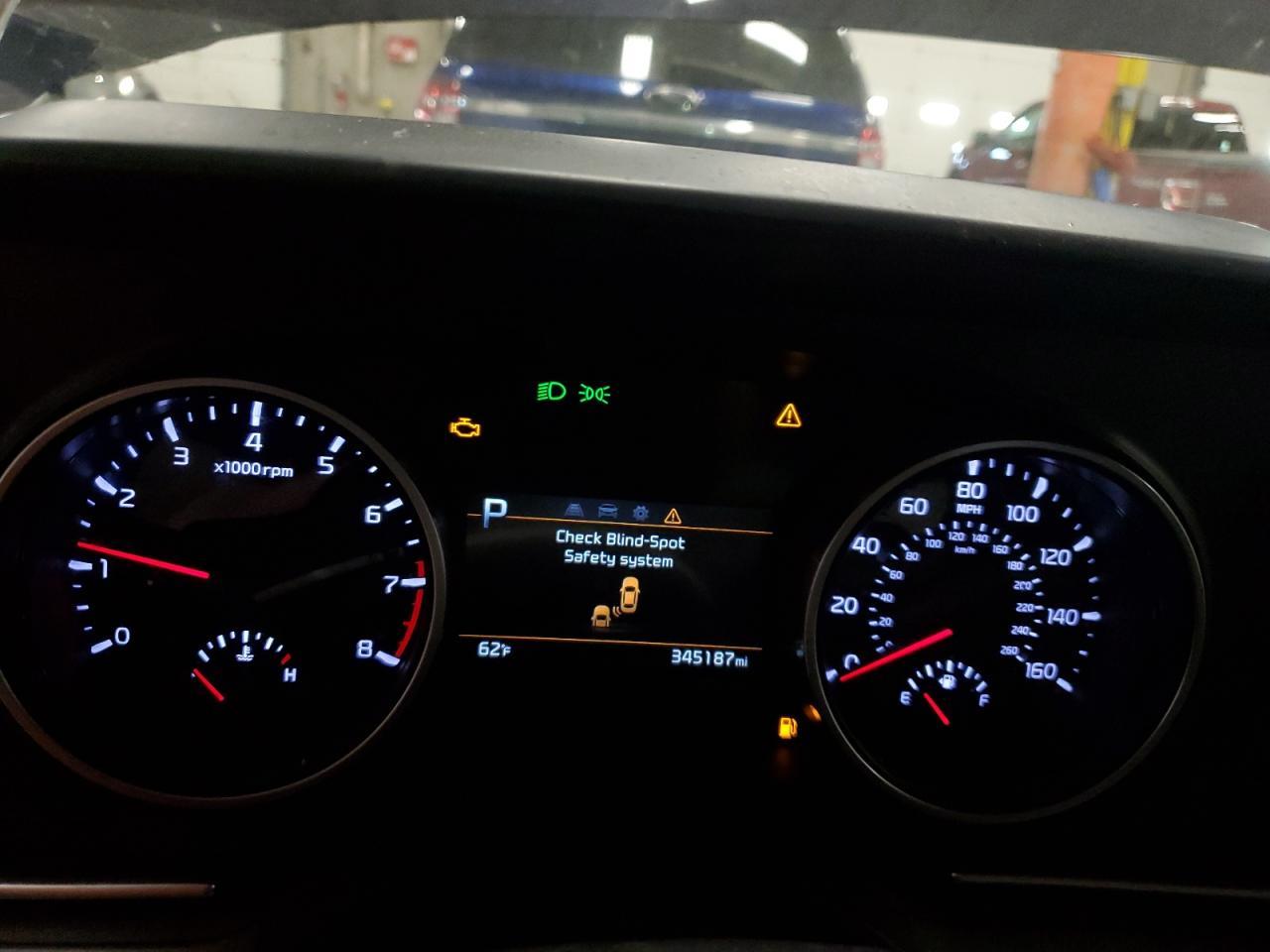 2023 KIA Carnival