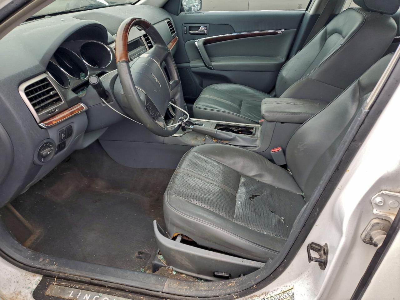 2010 LINCOLN MKZ