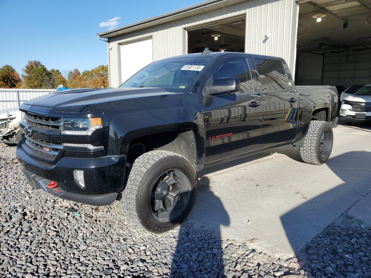 2017 CHEVROLET Silverado