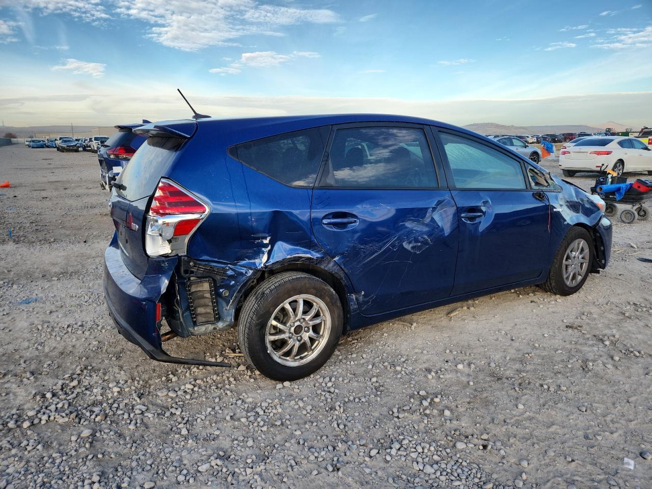 2016 TOYOTA PRIUS V