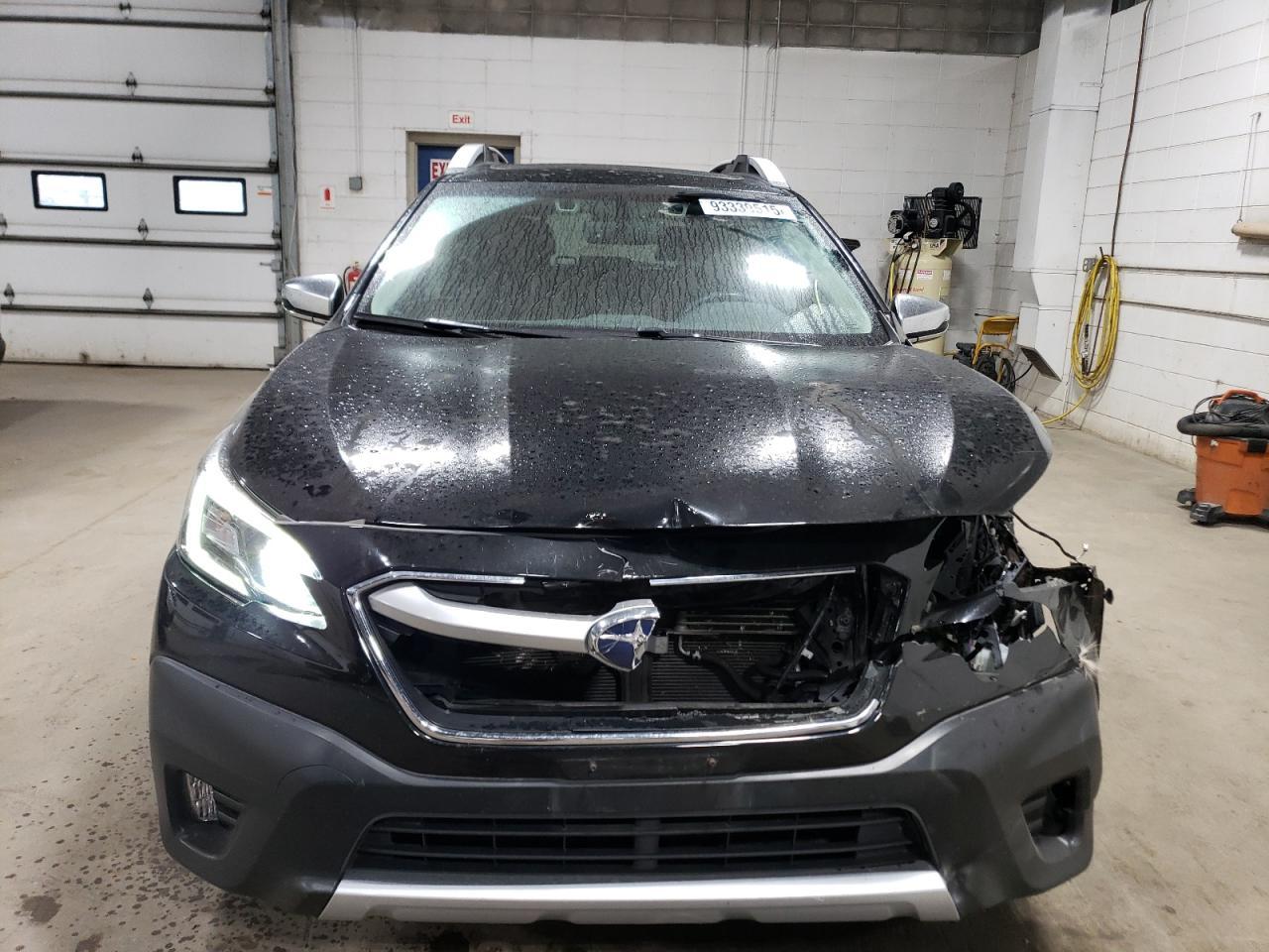 2020 SUBARU Outback