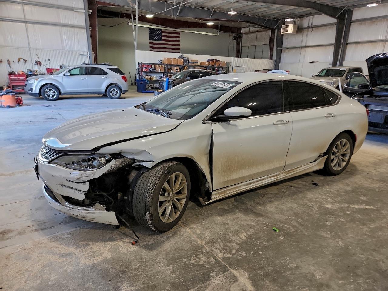 2015 CHRYSLER 200