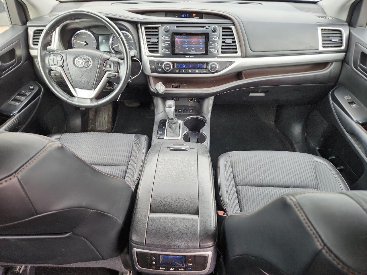 2015 TOYOTA HIGHLANDER