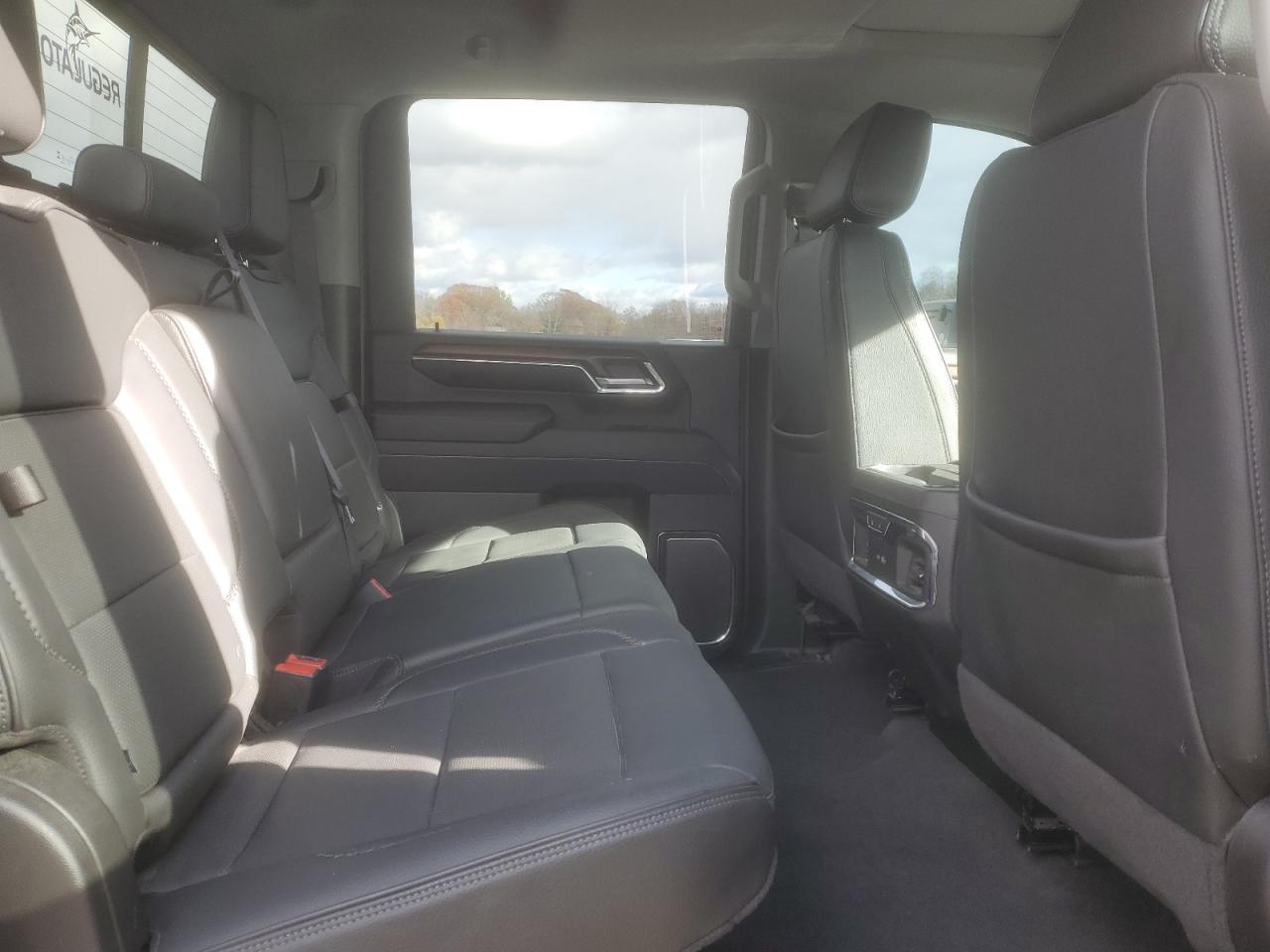 2024 GMC Sierra