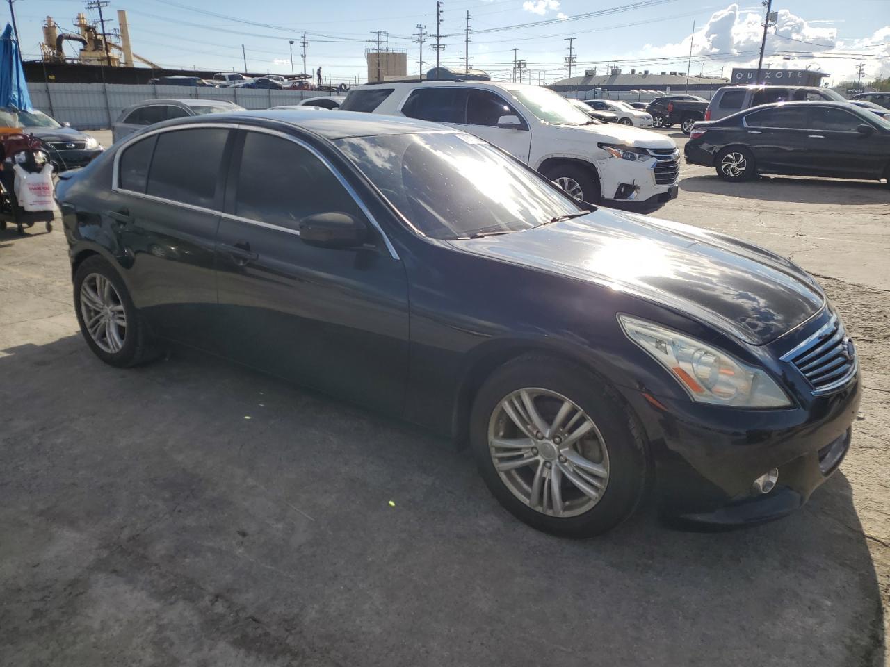 2011 INFINITI G25