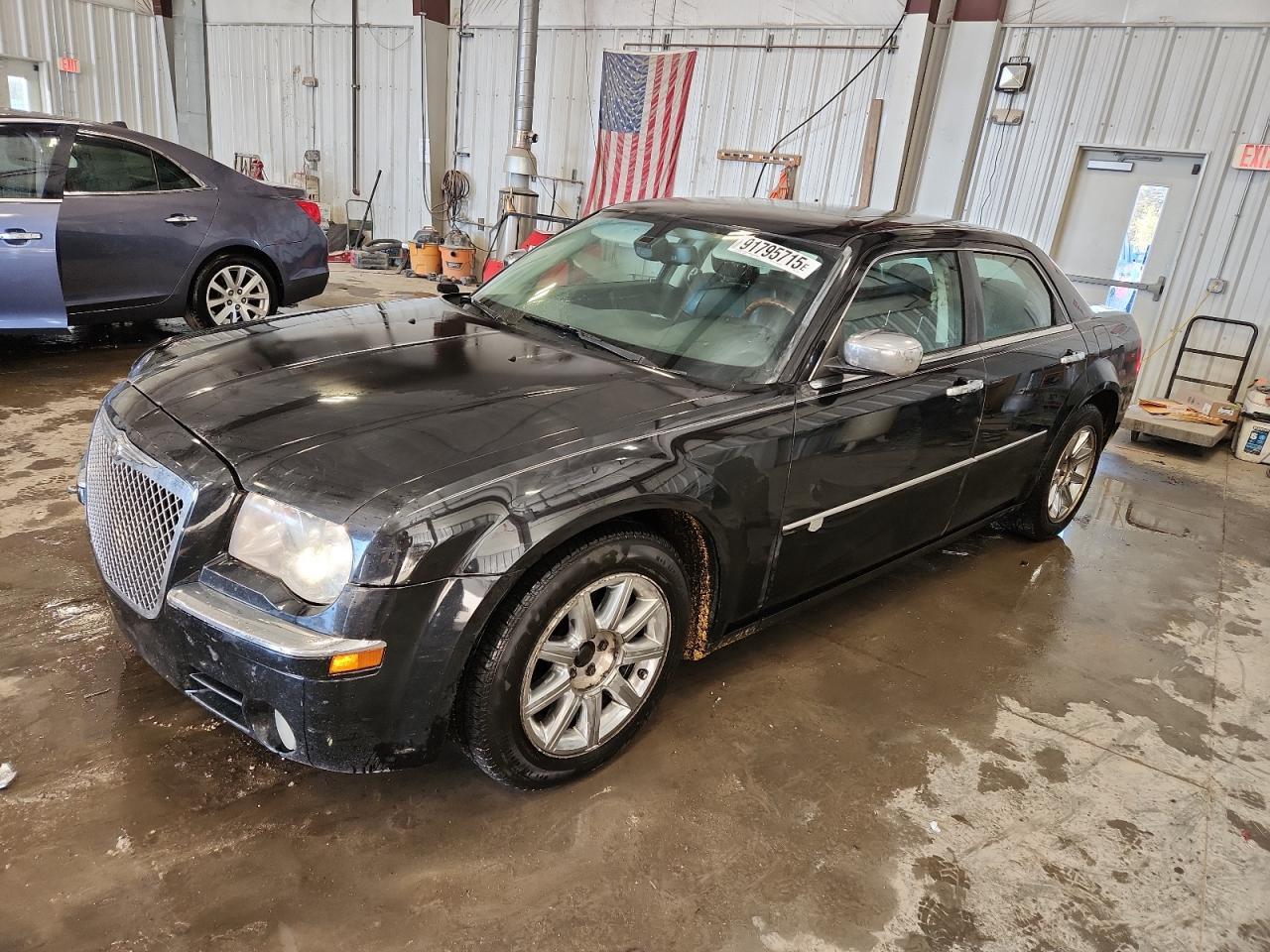 2010 CHRYSLER 300