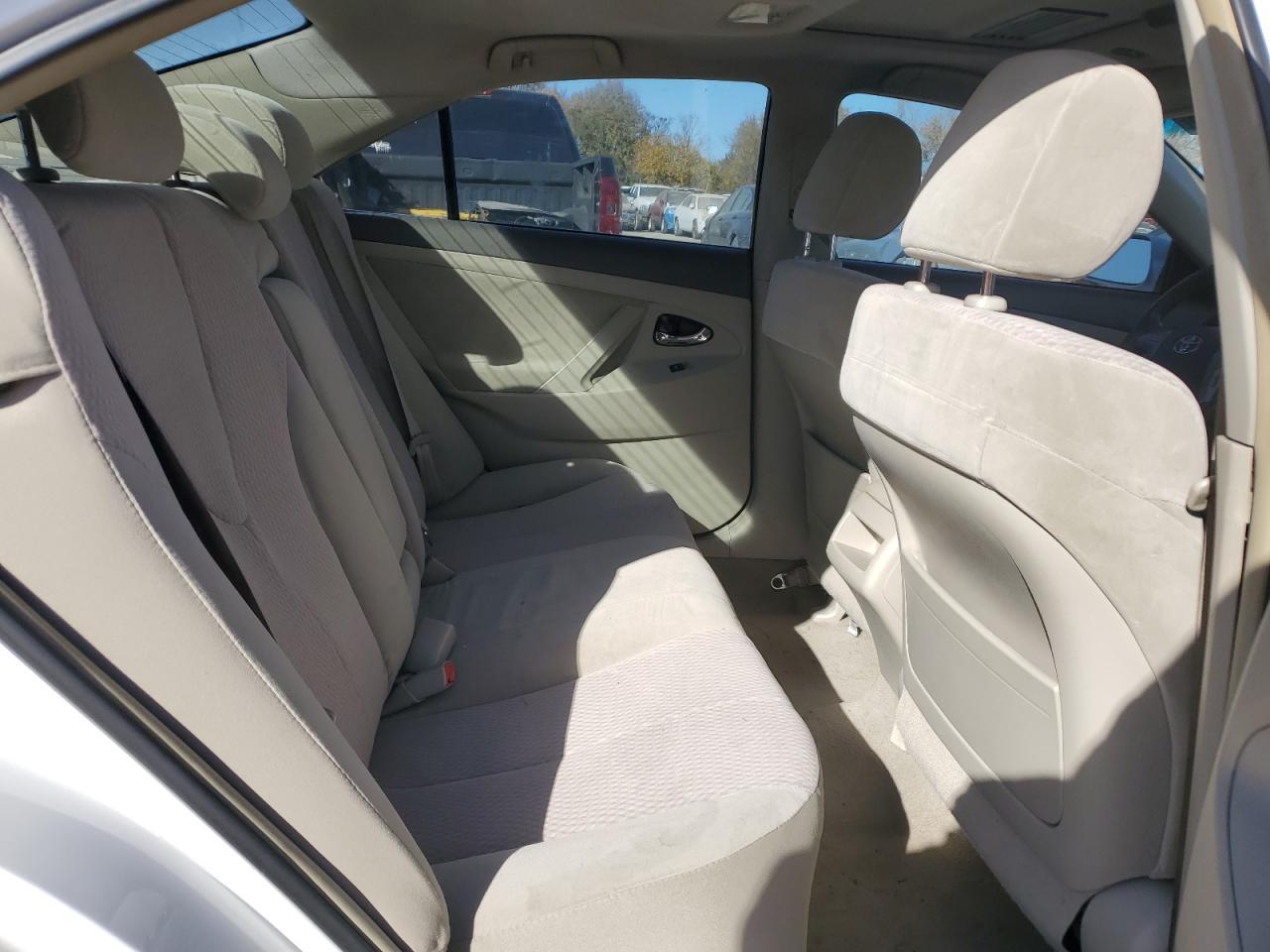 2010 TOYOTA CAMRY