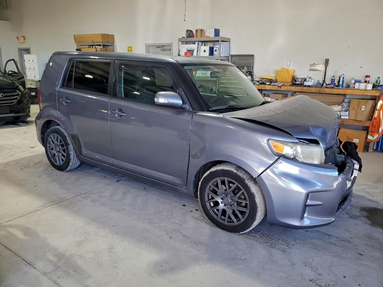 2012 TOYOTA SCION