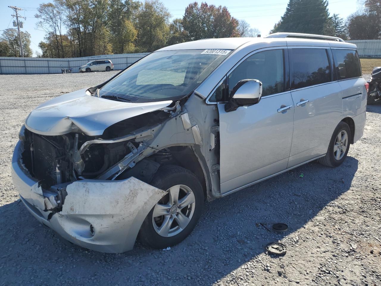 2016 NISSAN Quest