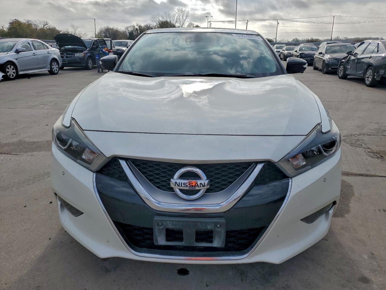 2017 NISSAN Maxima