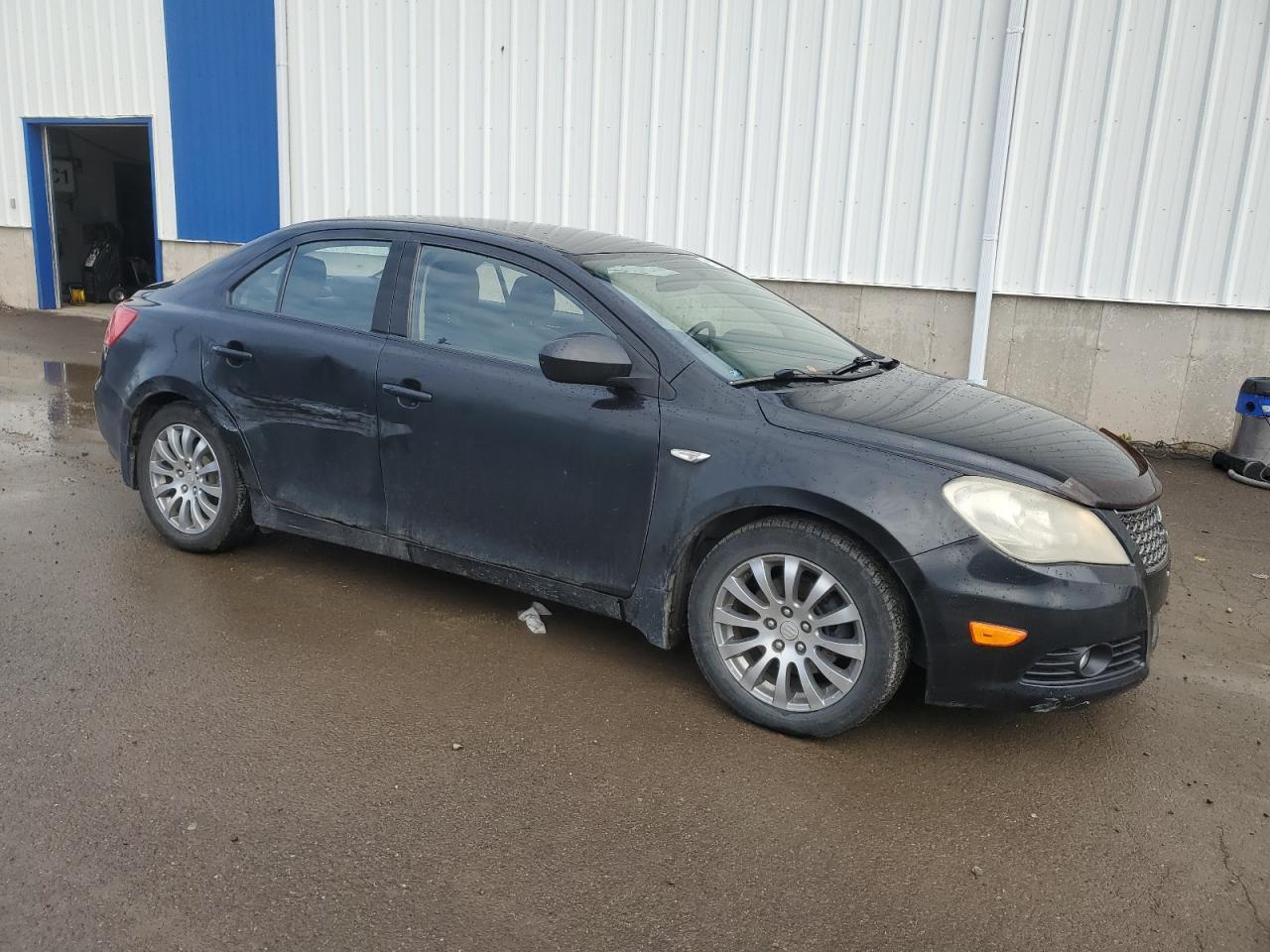 2012 SUZUKI Kizashi
