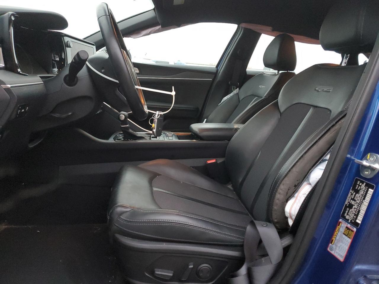 2022 KIA K5