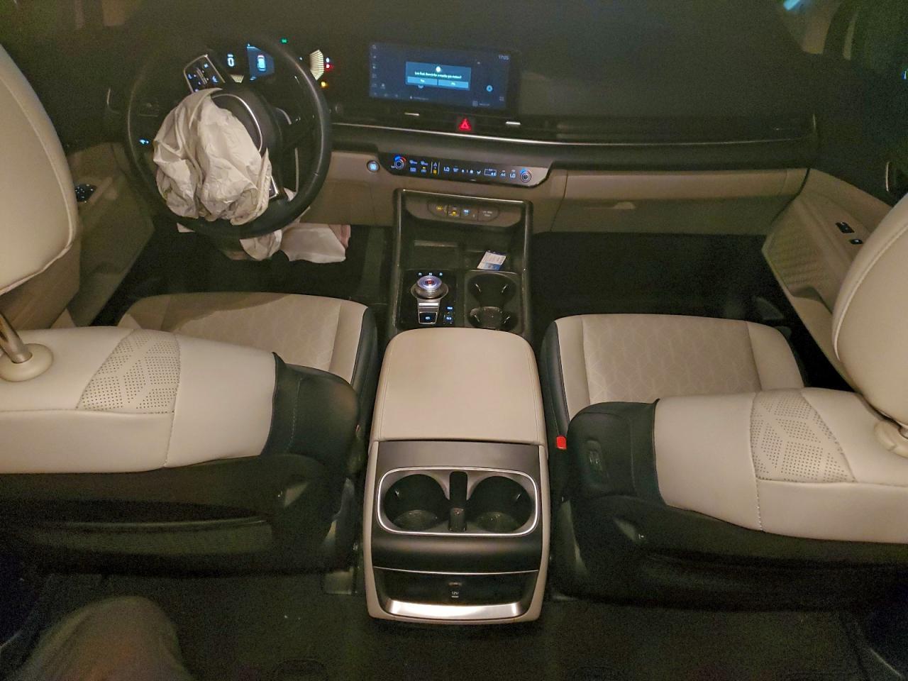 2025 KIA Carnival