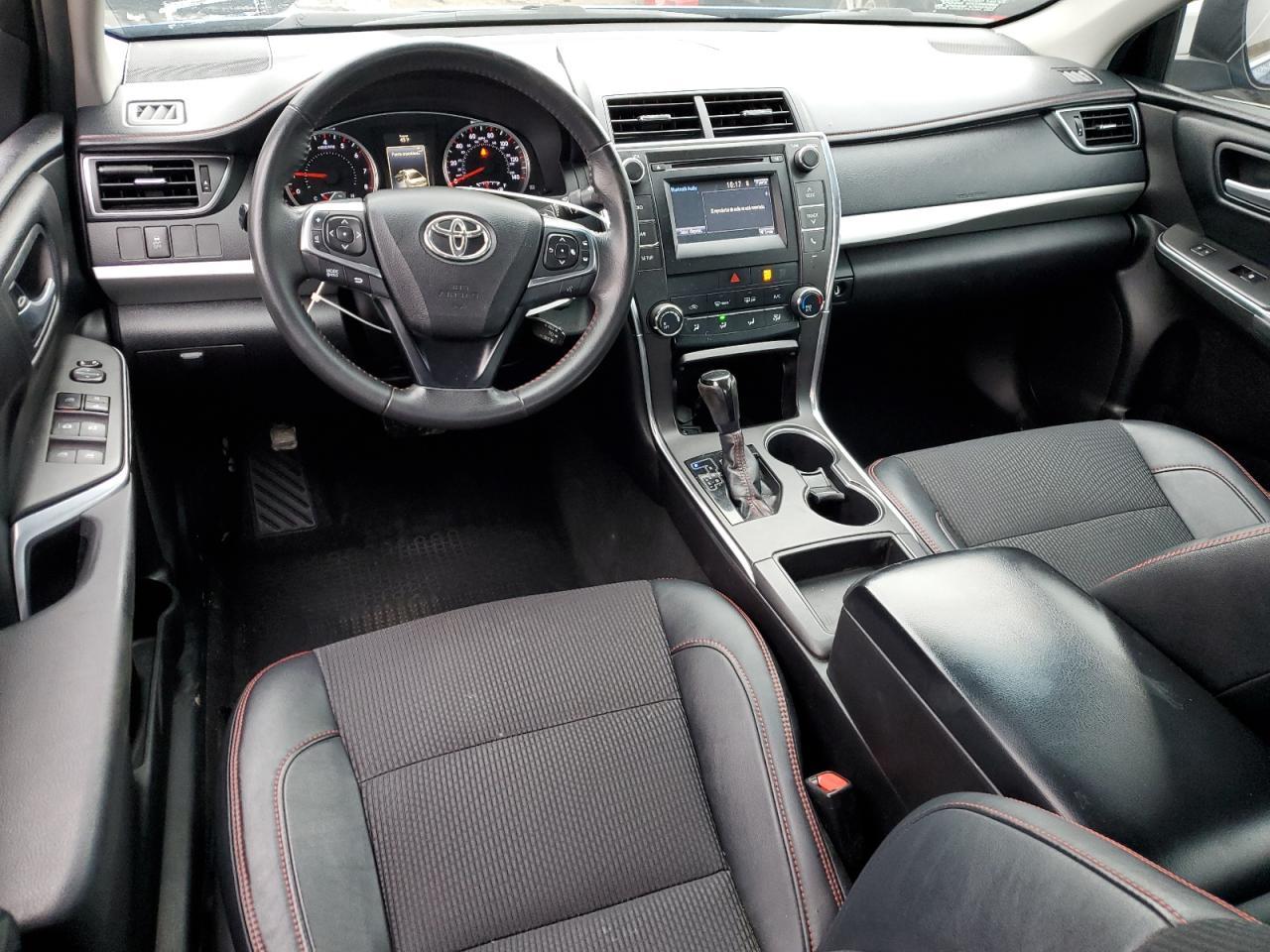 2017 TOYOTA CAMRY