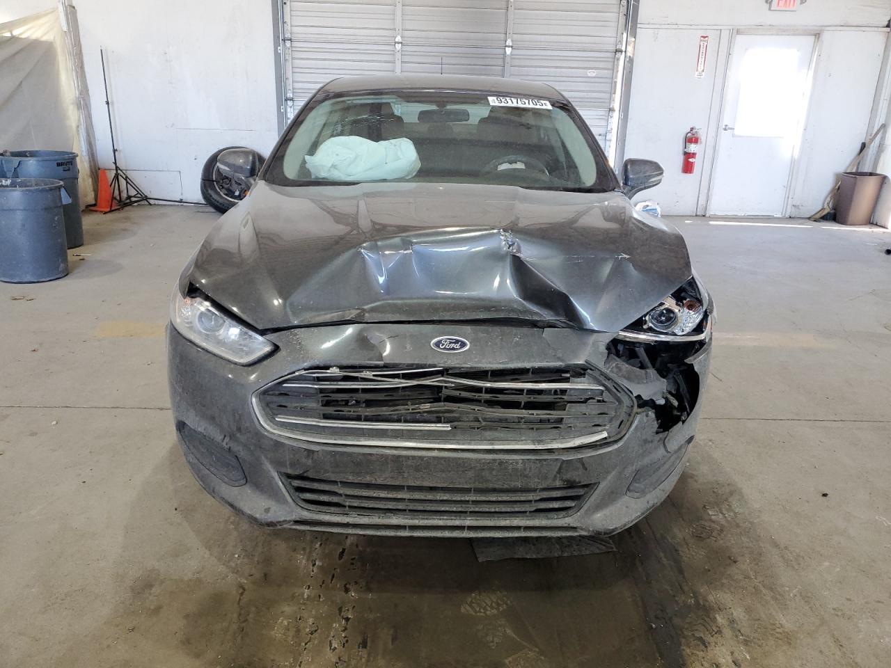 2016 FORD FUSION