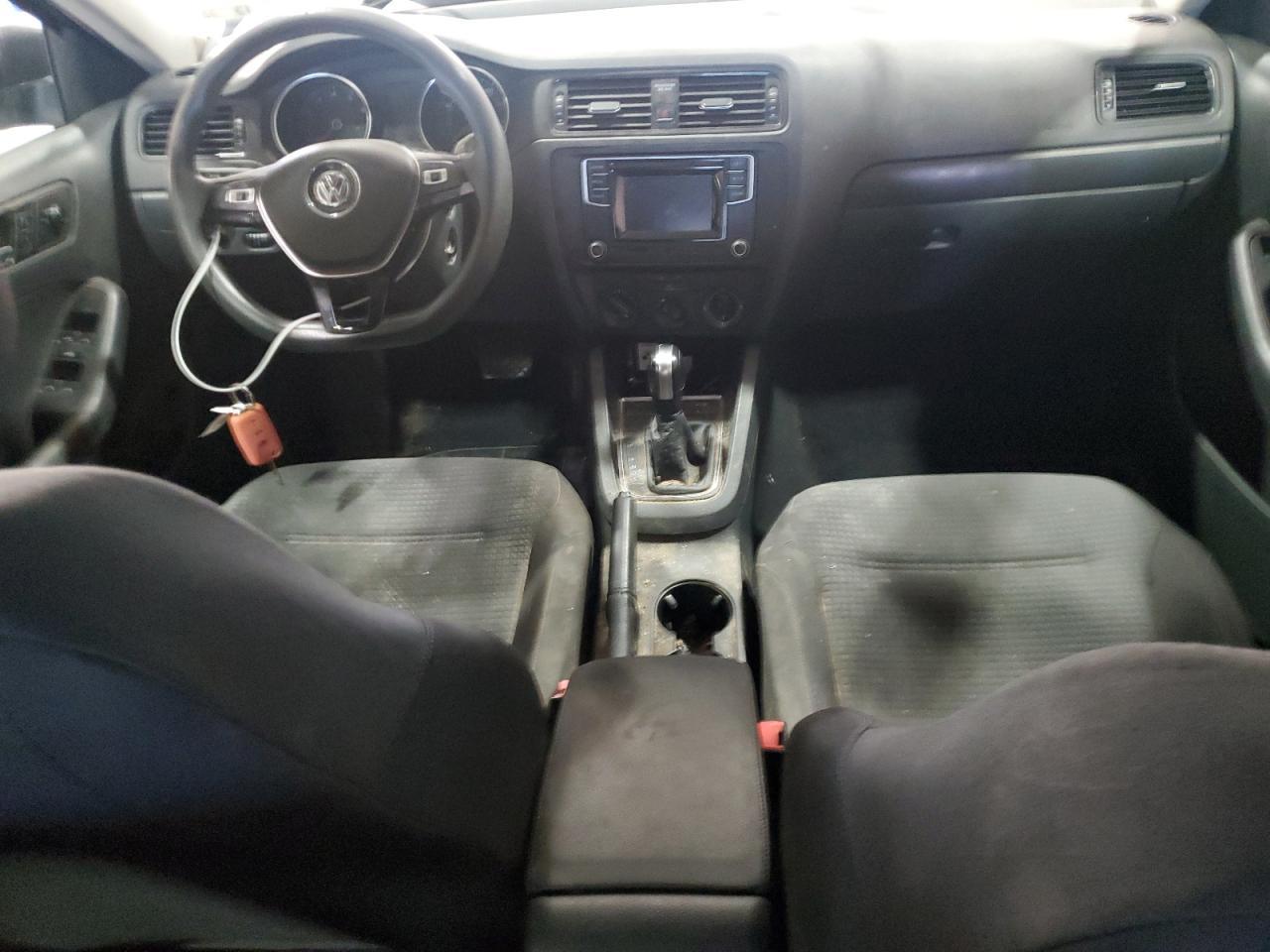 2016 VOLKSWAGEN JETTA