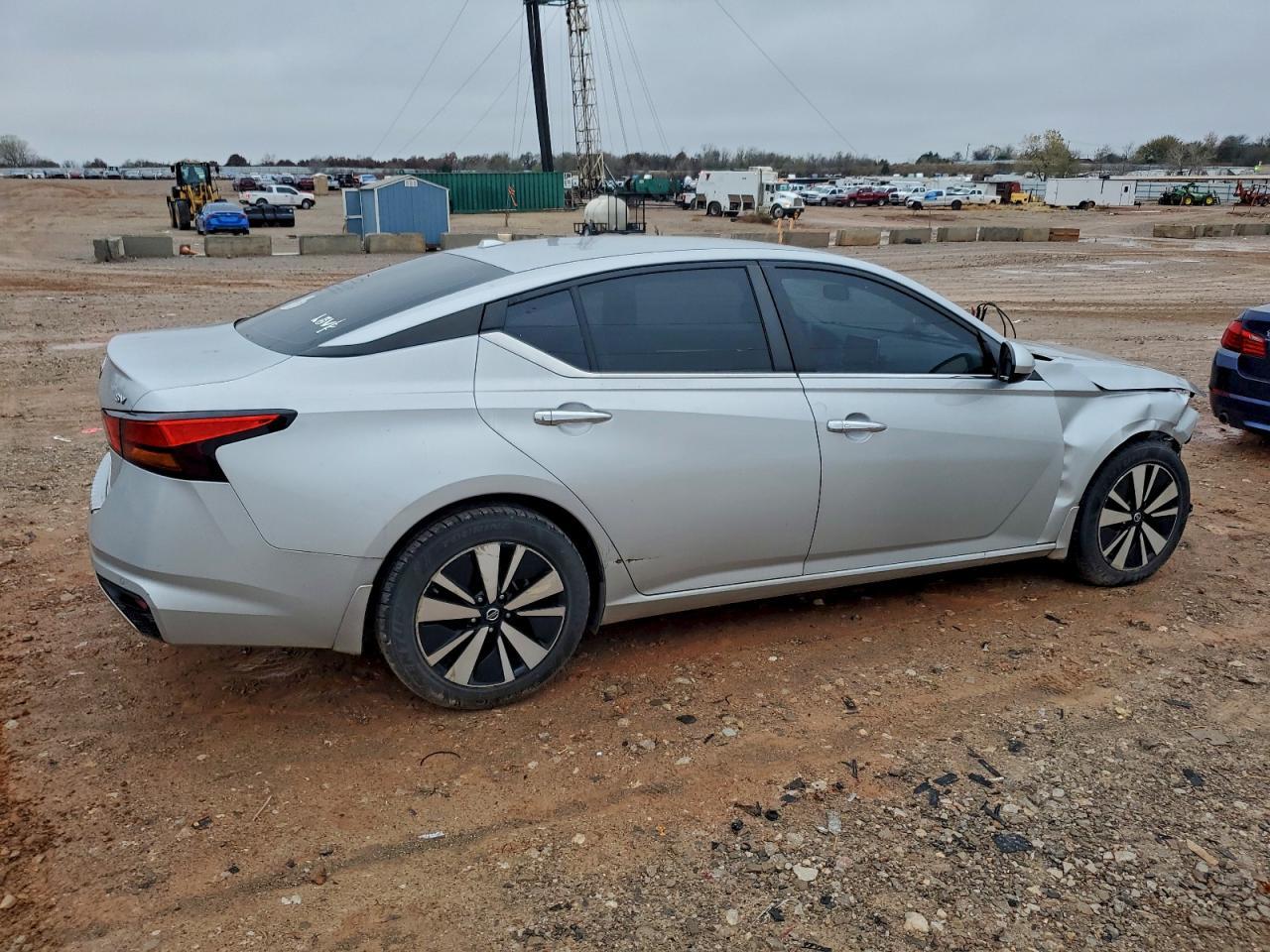 2022 NISSAN ALTIMA