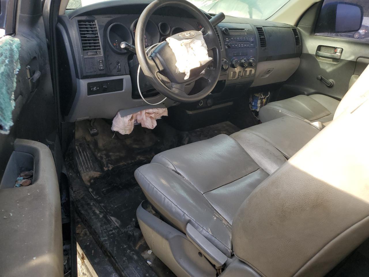2011 TOYOTA TUNDRA