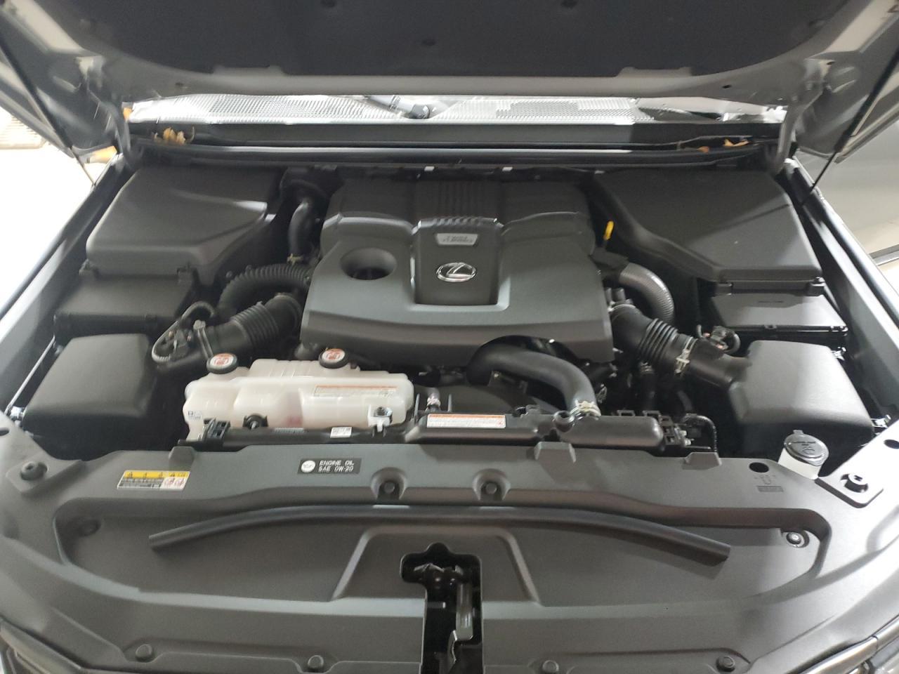 2025 LEXUS GX 550