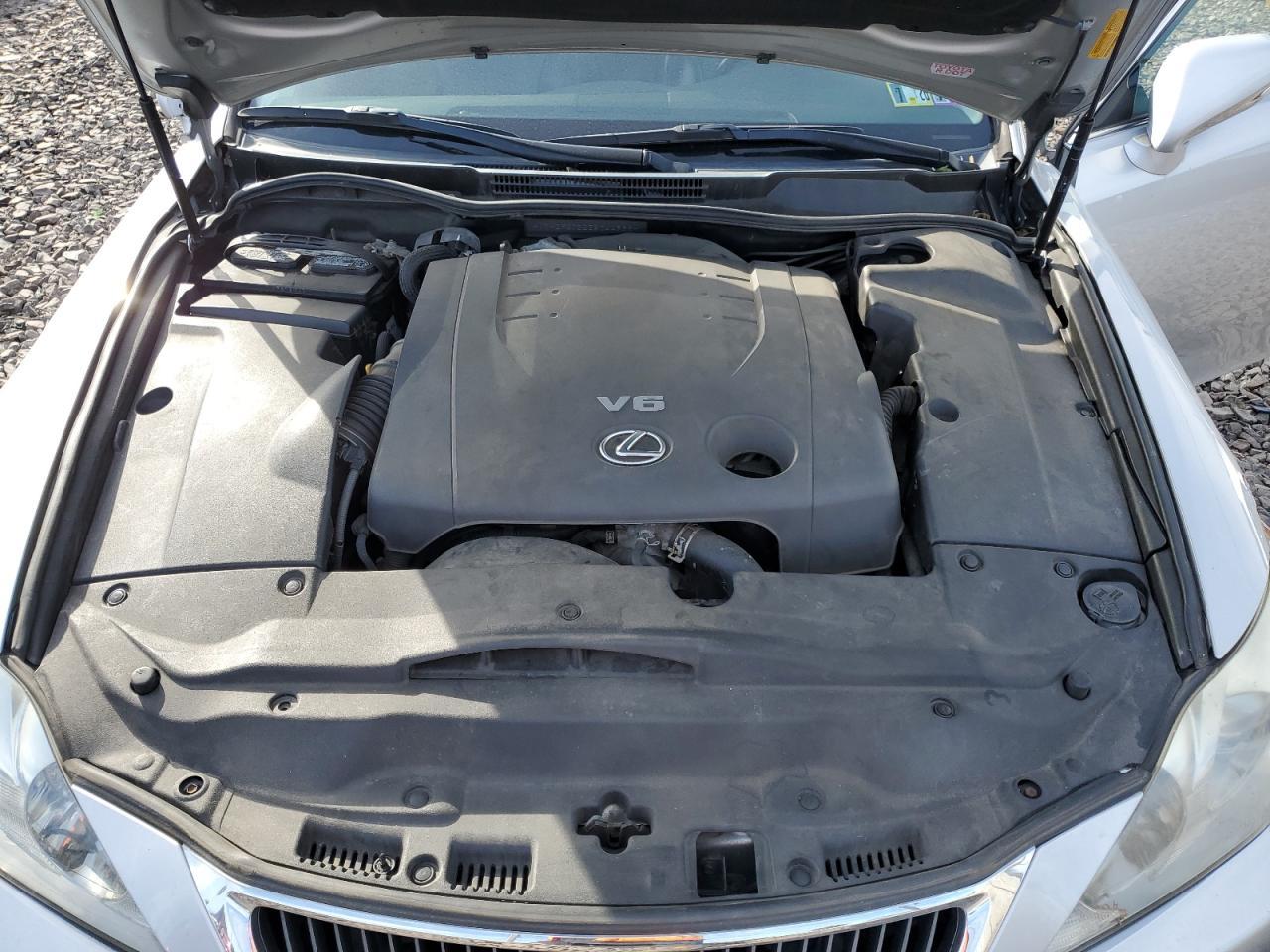 2011 LEXUS IS 250