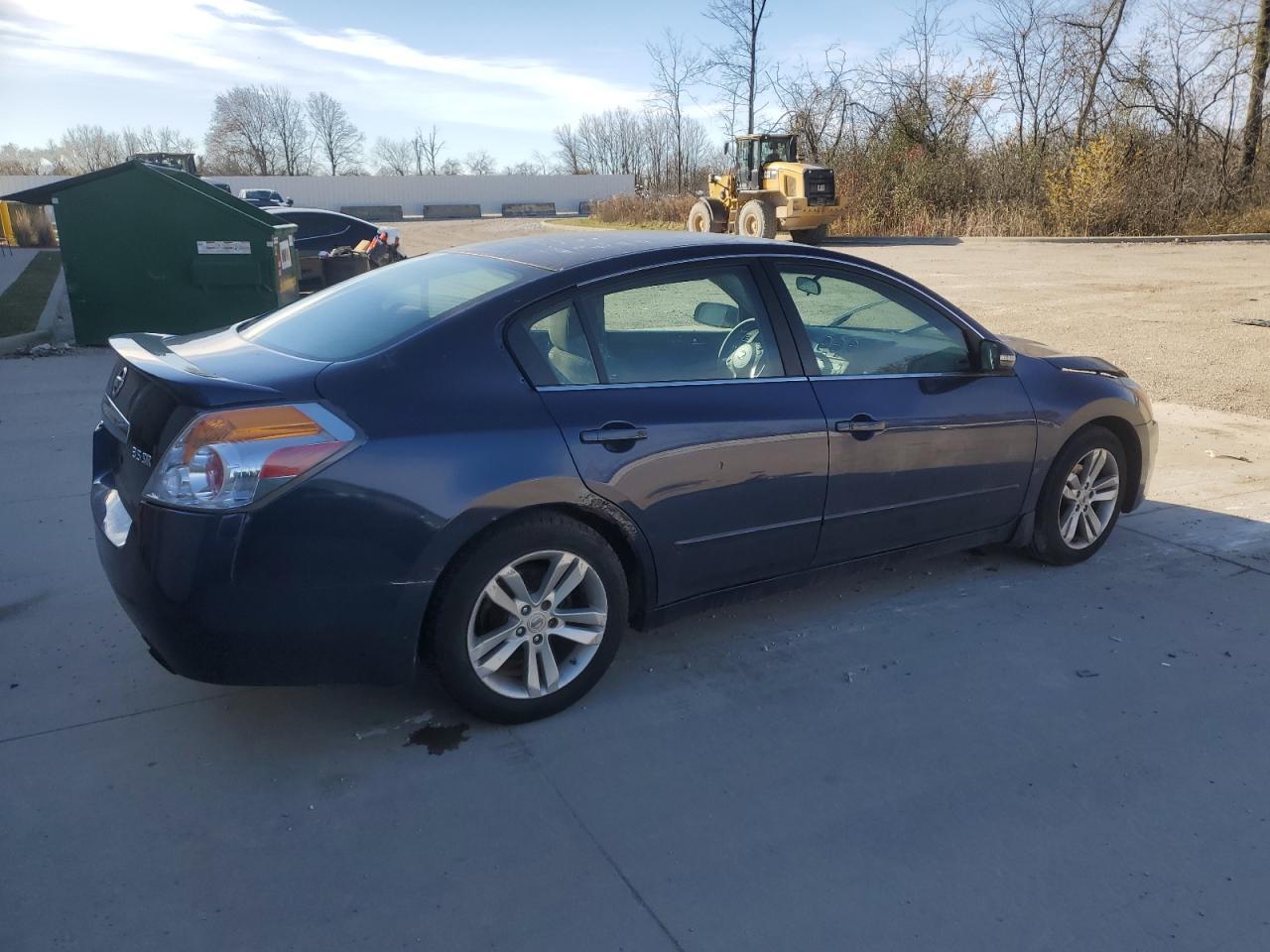 2010 NISSAN ALTIMA