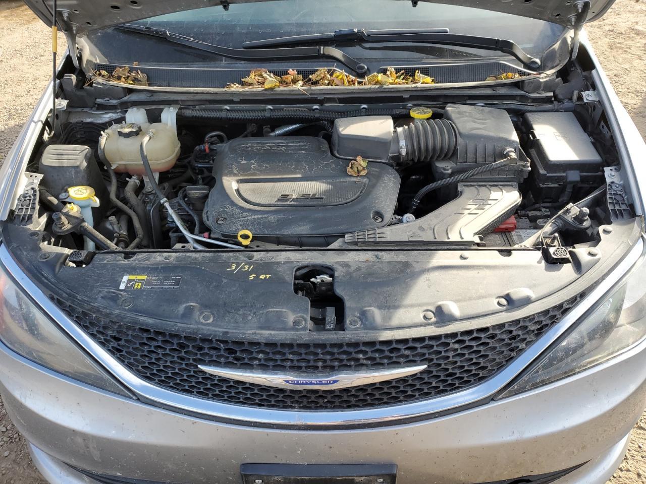 2020 CHRYSLER Voyager