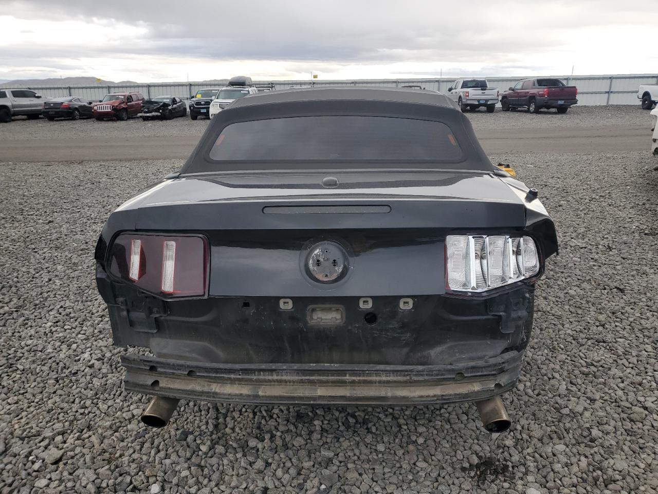 2010 FORD MUSTANG