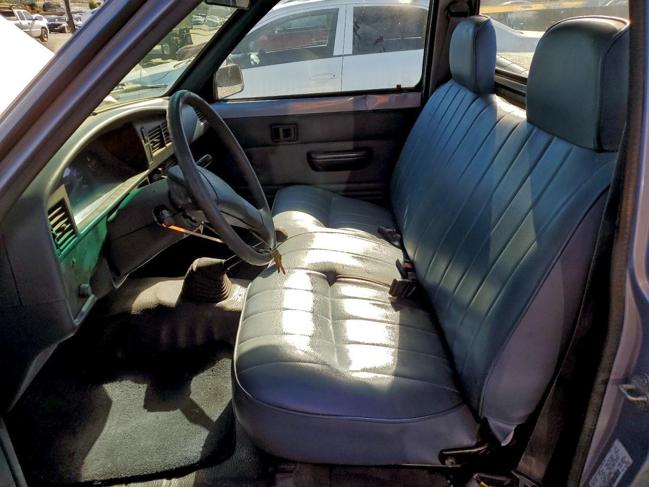 1991 TOYOTA Pickup