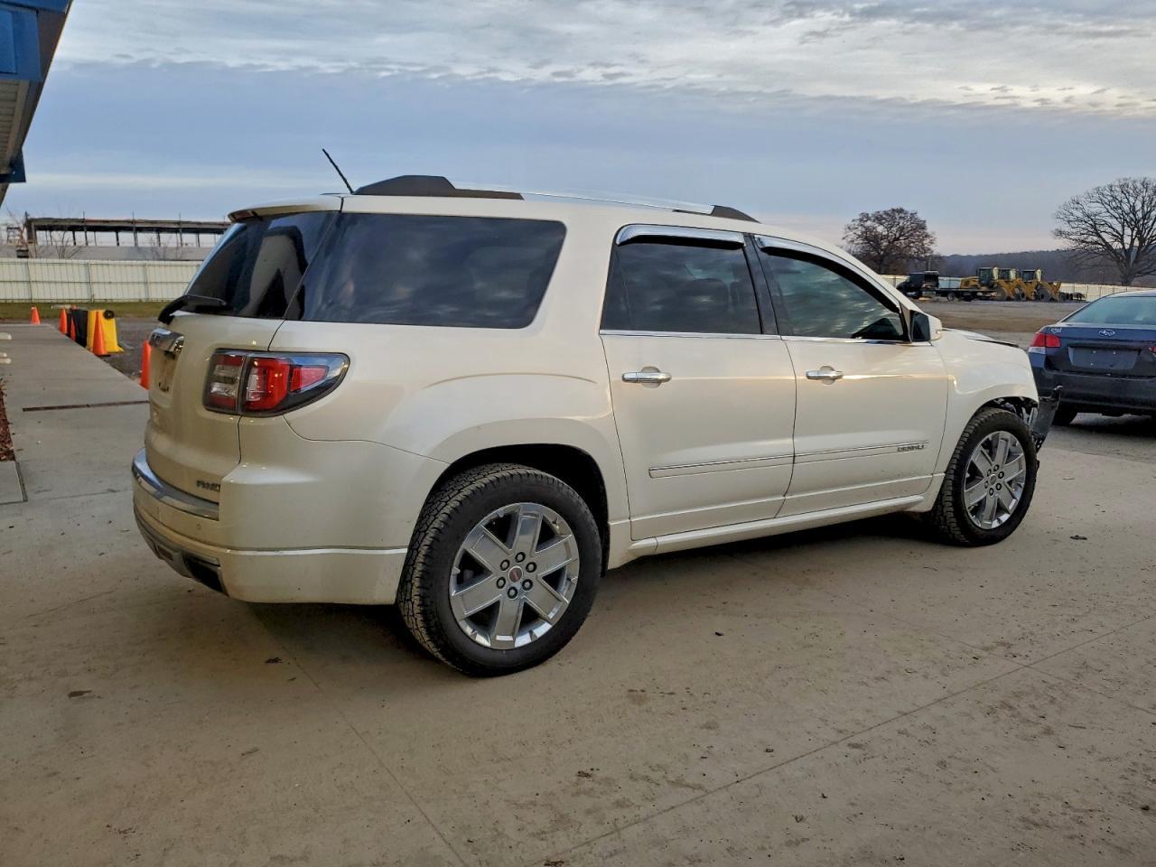 2015 GMC ACADIA